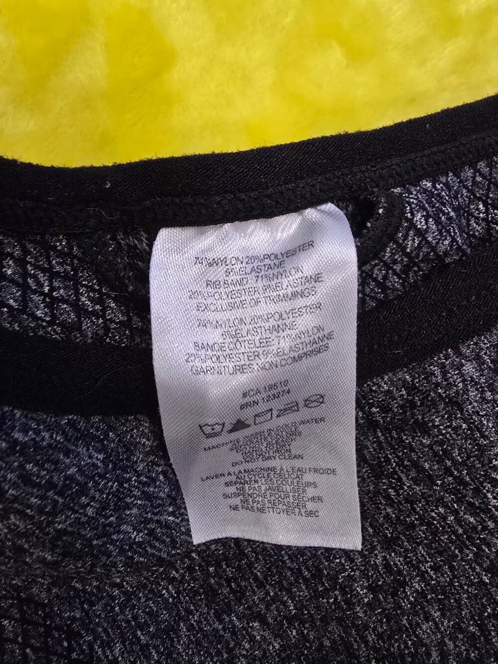 Lole grey patterned athletic long line bra top in size medium - Picture 5 of 7